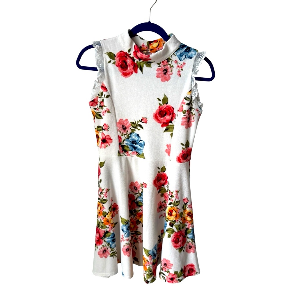 Ava & Yelly Floral Halter Dress